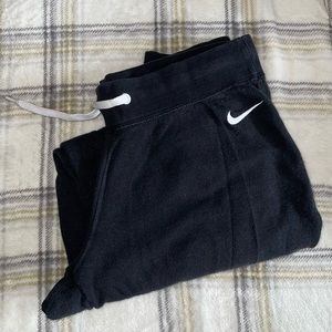 Nike Women’s Black Joggers Size Large